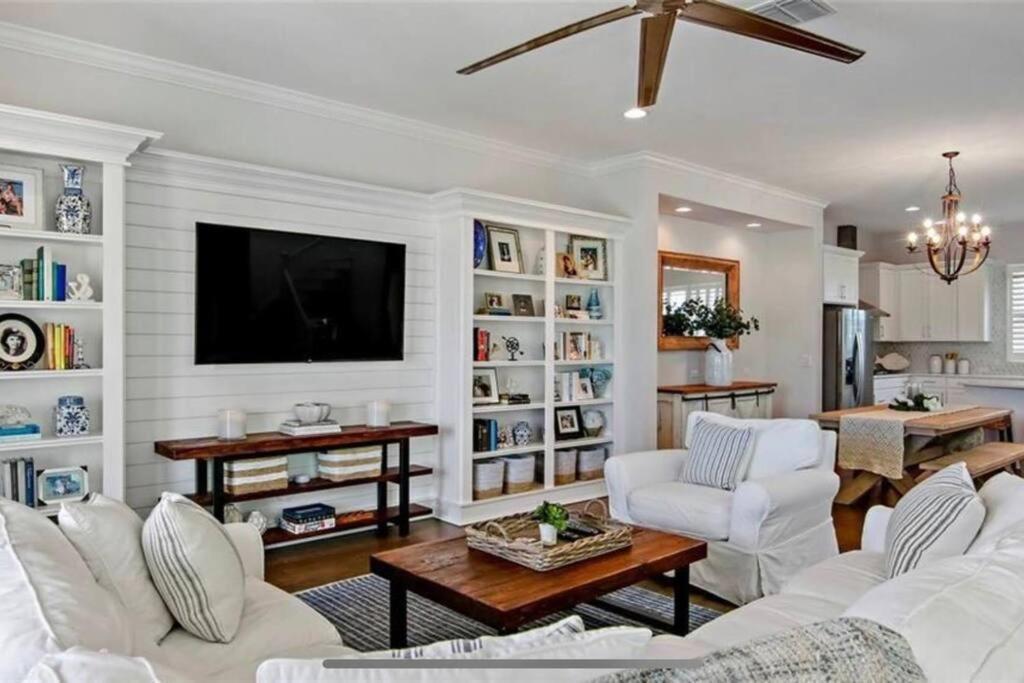 Luxurious Modern Townhouse Right Across Beach!! Table Tennis St. Pete Beach Kültér fotó