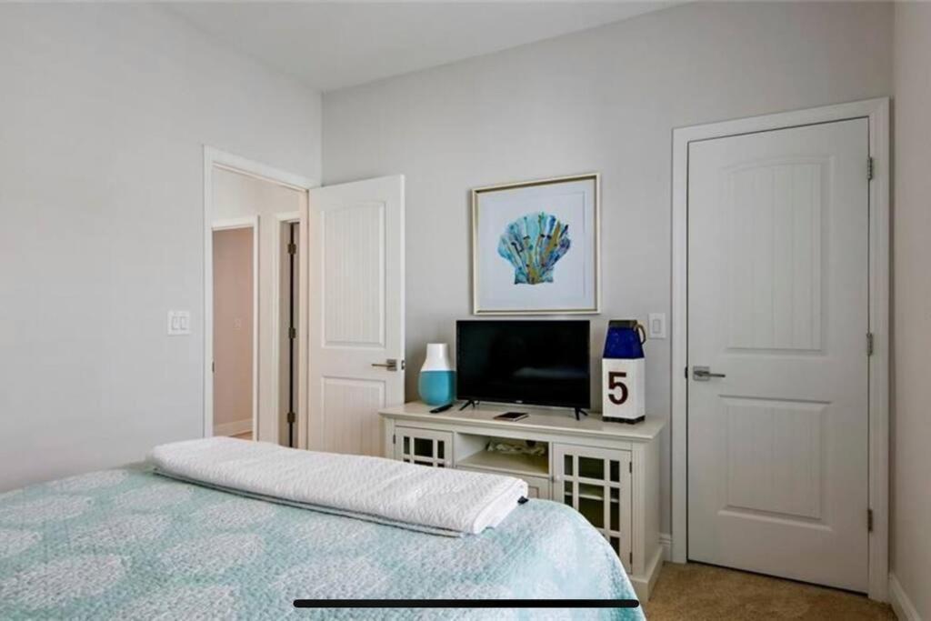 Luxurious Modern Townhouse Right Across Beach!! Table Tennis St. Pete Beach Kültér fotó