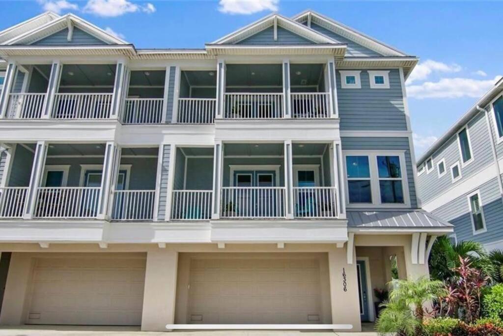 Luxurious Modern Townhouse Right Across Beach!! Table Tennis St. Pete Beach Kültér fotó
